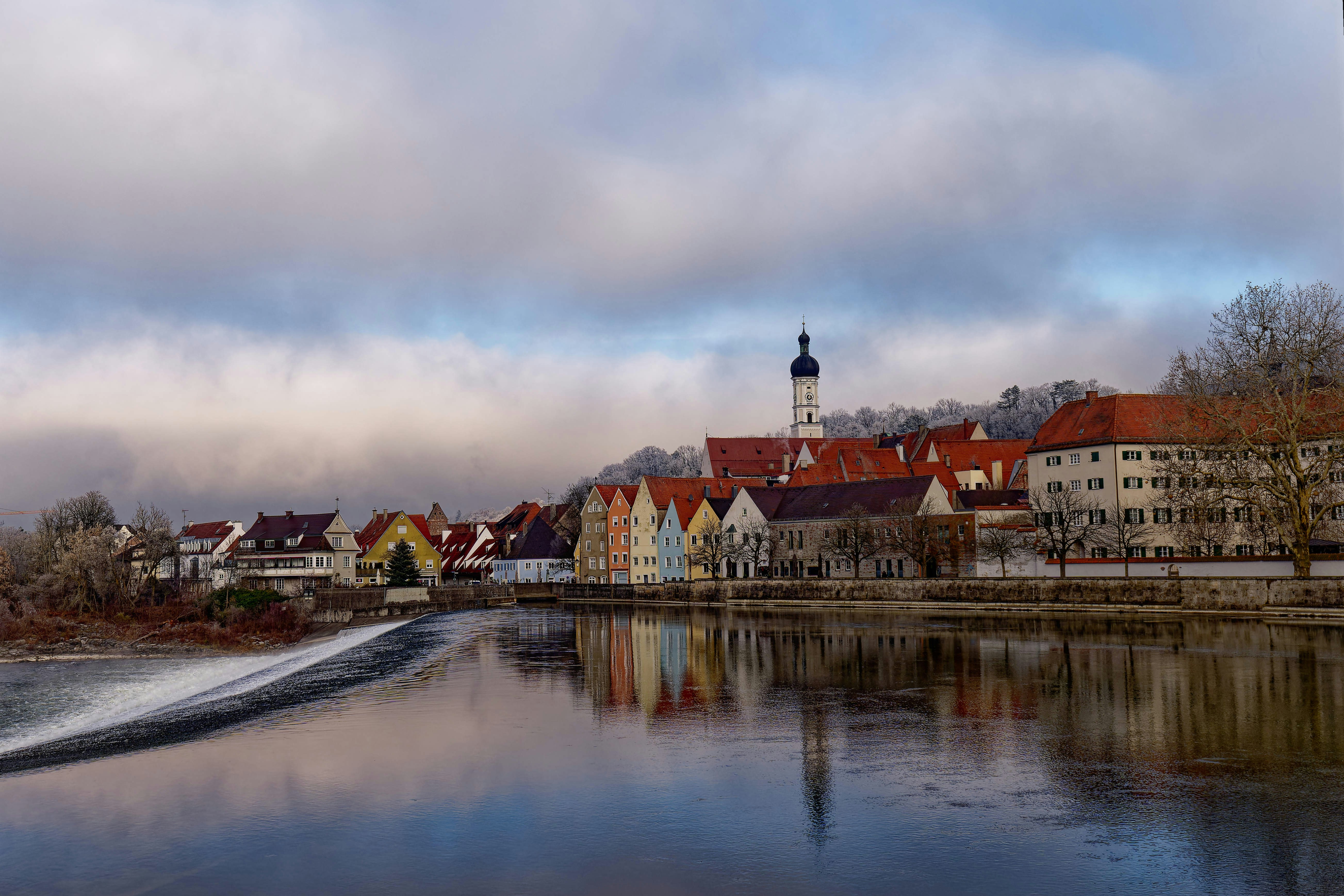 Landsberg am Lech river reflection